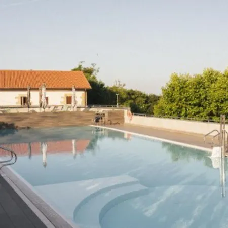 Mobil-home Confortable Pour 4 Pers Avec Terrasse à - Api-1-52-467 Parque de Campismo San Sebastián
