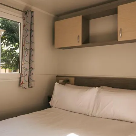 Mobil-home Confortable Pour 4 Pers Avec Terrasse A - Api-1-52-467 营地